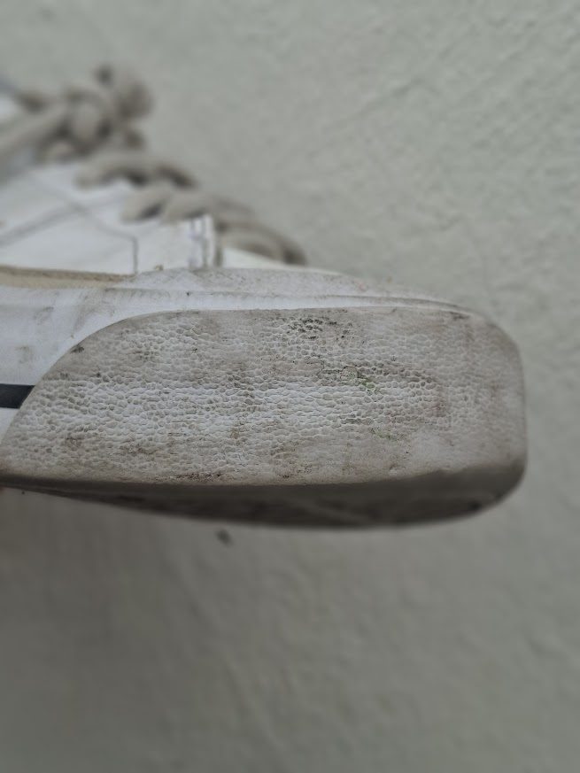 Antes de la limpieza de Mis Nike blanco